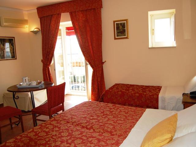 фото отеля Hotel Mediterraneo Siracusa изображение №13