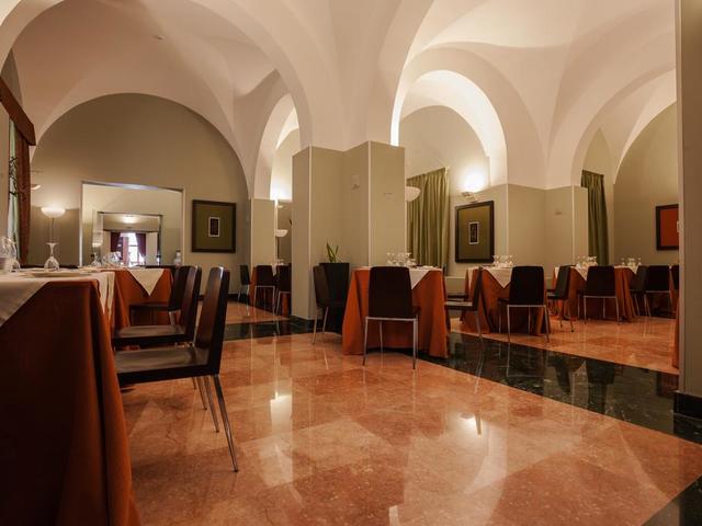 фото отеля Vittoria изображение №9