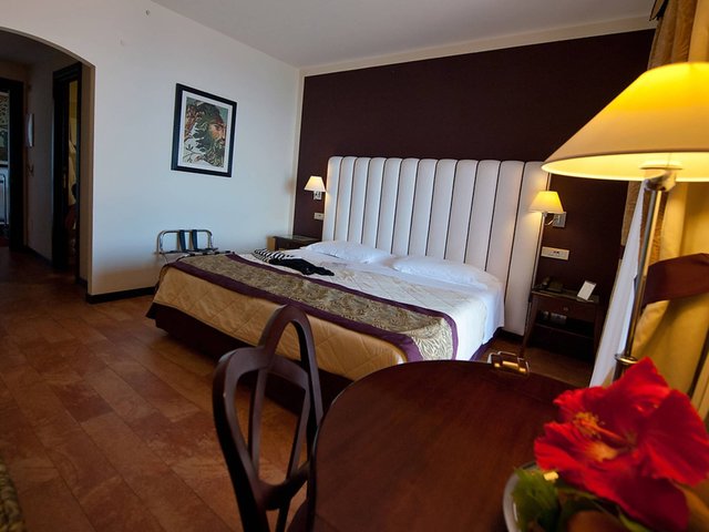фотографии Baia Taormina Grand Palace Hotels & Spa изображение №24