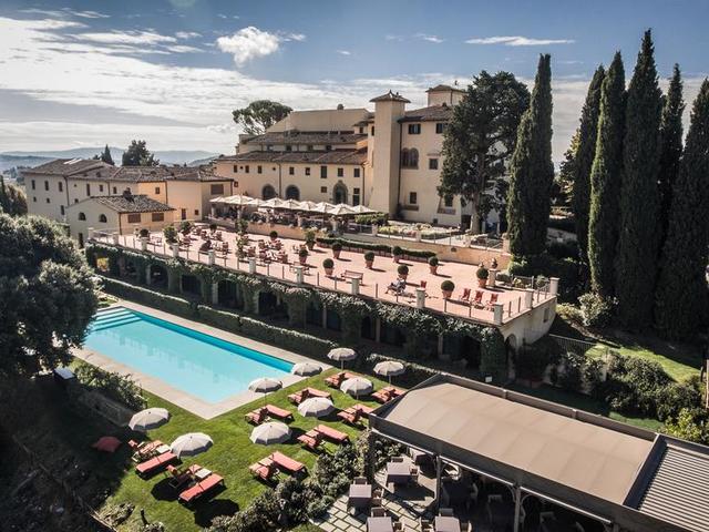 фото отеля Castello del Nero Hotel & Spa изображение №1