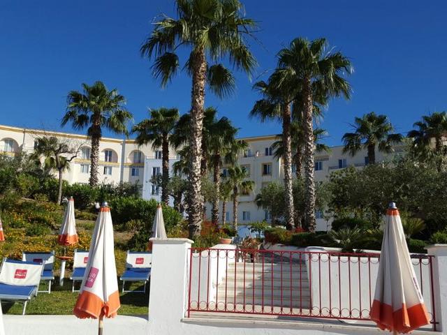 фото отеля Costanza Beach Club изображение №9