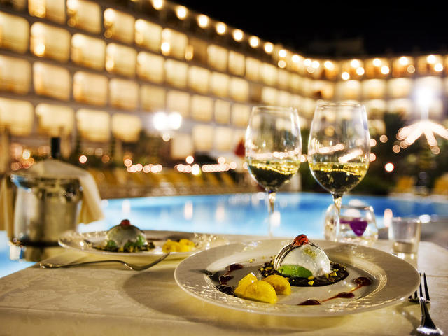фото отеля Hilton Giardini Naxos (ex. Russott; Marriott Hotel Naxos) изображение №17