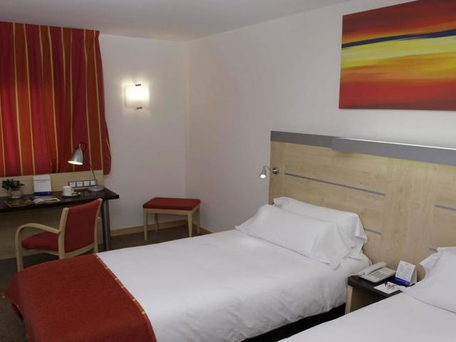 фото Holiday Inn Express Malaga Airport изображение №2