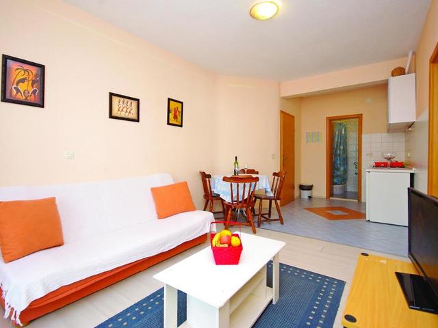фото отеля Apartments Makarska  изображение №9