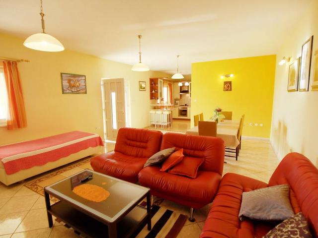фото Apartment Vrkici (ex. Apartment Novigrad; bb3 Room House 60 M2 Inh 32789) изображение №10