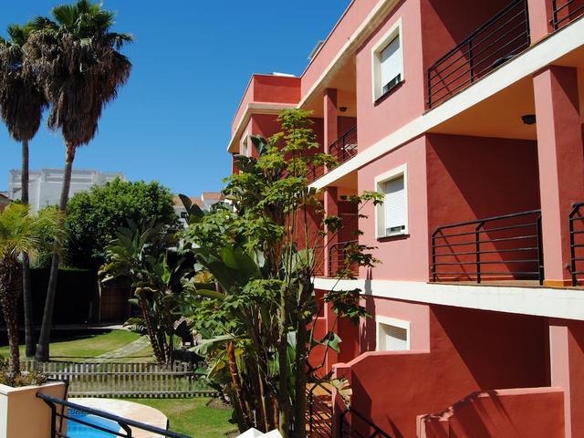 фото Anoreta Apartments изображение №10