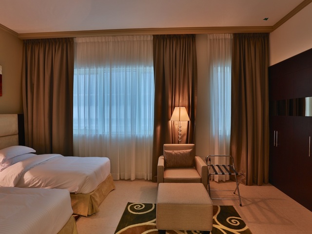фото отеля Bin Majid Tower Hotel Apartment изображение №13