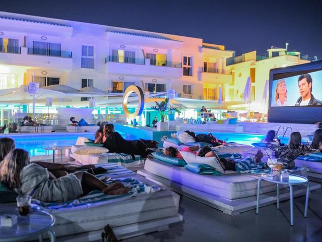 фото Santos Ibiza Coast Suites (ex. Tur Palas Apartments) изображение №38