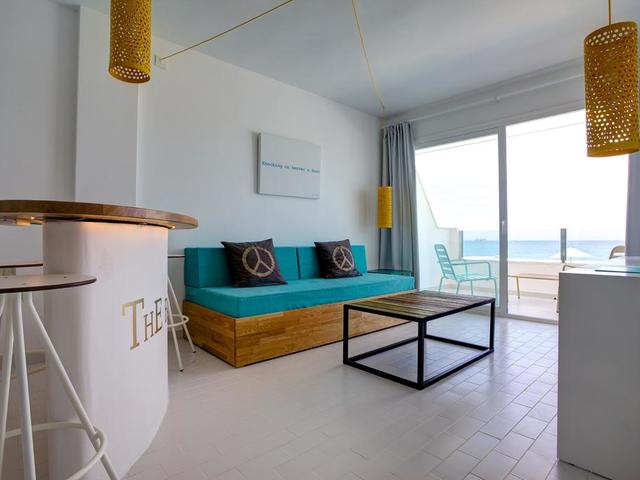 фото Santos Ibiza Coast Suites (ex. Tur Palas Apartments) изображение №14