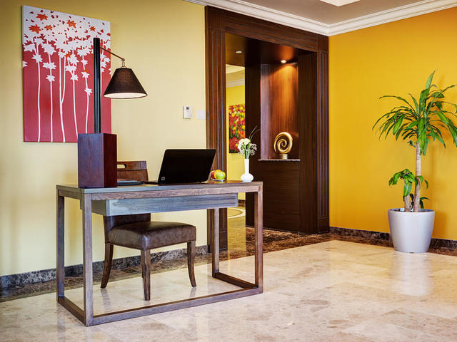 фото Abidos Hotel Apartment - Dubailand изображение №18