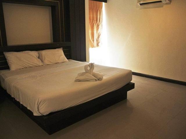 фото отеля Sharaya Patong Hotel (ex. Asialoop G-house) изображение №21