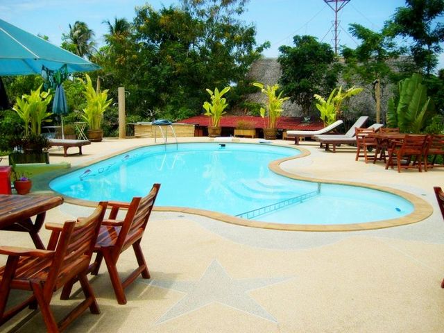 фото отеля Tropical Garden Lounge Hotel & Resort изображение №1