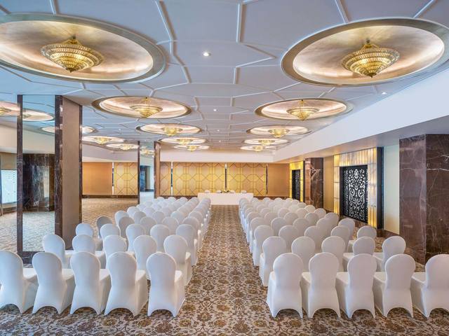 фото отеля The St. Regis Mumbai (ех. Palladium) изображение №9