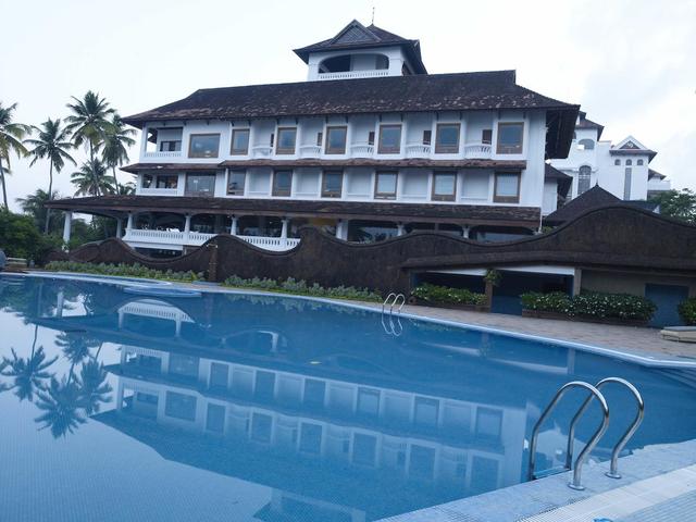 фото отеля The Raviz Resort and Spa Ashtamudi  изображение №21