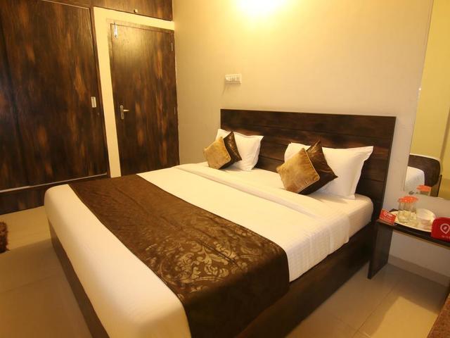 фотографии отеля OYO Premium Mumbai Sher E Punjab 186 изображение №15