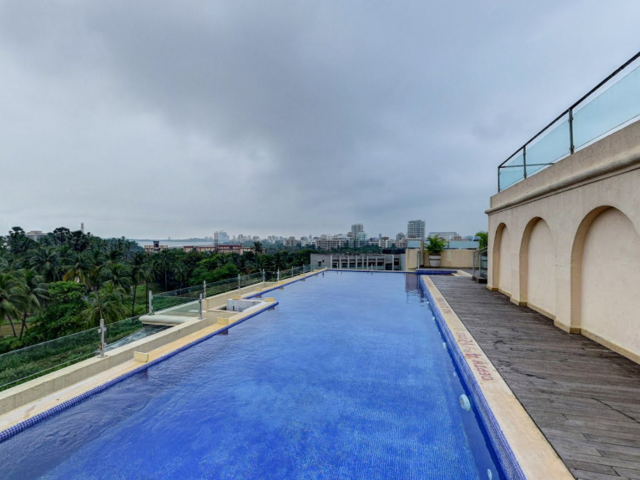 фото отеля Z Luxury Residences (ex. Oakwood Premier Mumbai) изображение №1