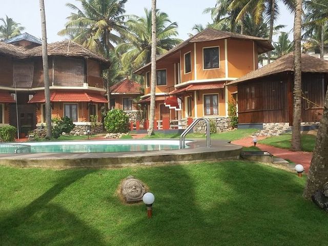 фотографии Krishnatheeram Ayur Holy Beach Resorts изображение №28