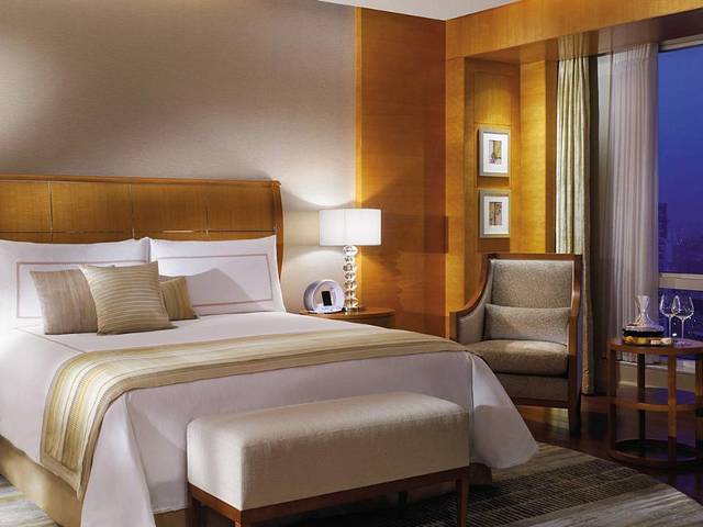 фото отеля Four Seasons Hotel Mumbai изображение №13