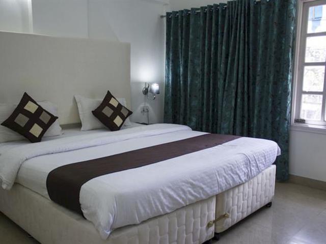фото отеля OYO Premium Saki Vihar (Hotel Tulip Residency) изображение №13