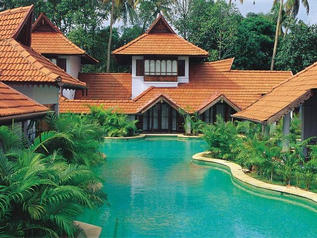 фото отеля Kumarakom Lake Resort изображение №1