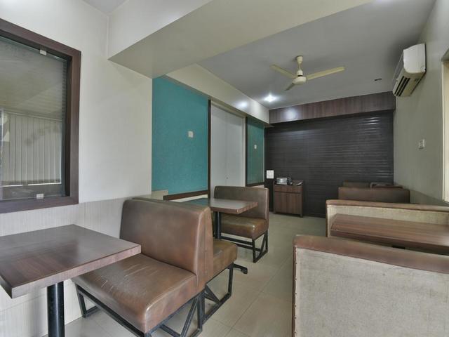 фотографии OYO Rooms Navi Mumbai Mahape изображение №8