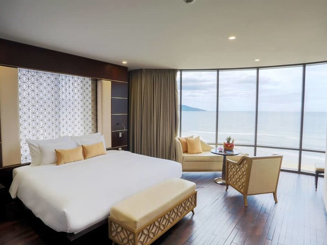 фотографии отеля Holiday Beach Da Nang Hotel & Resort изображение №79