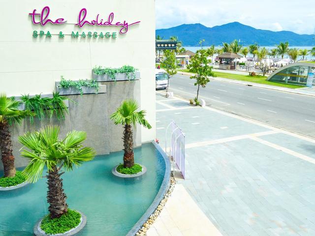 фотографии Holiday Beach Da Nang Hotel & Resort изображение №20