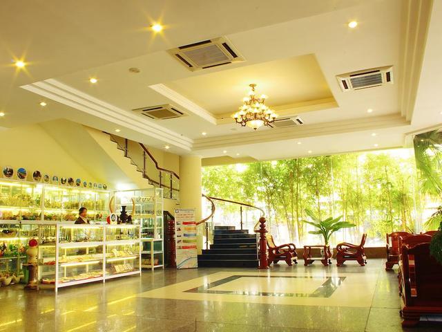 фото отеля Bamboo Green Central Hotel изображение №5