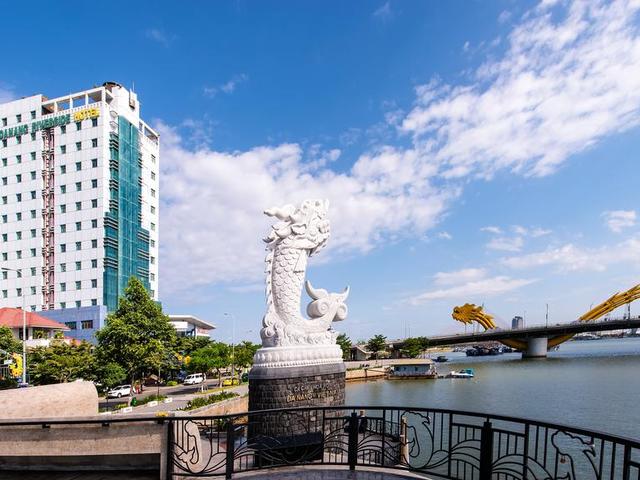 фото отеля Da Nang Riverside изображение №1