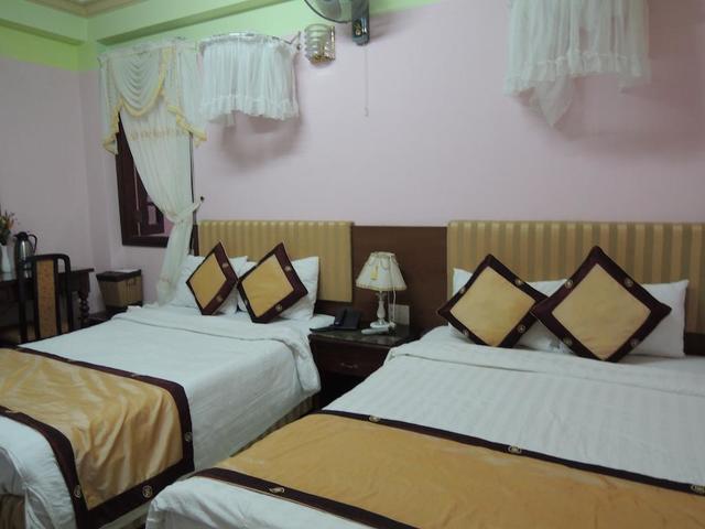 фото отеля Nhat Tan Hotel изображение №17