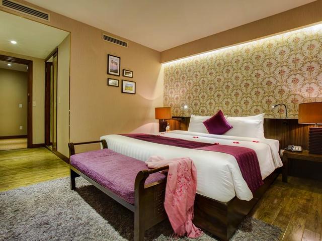 фото Oriental Suites Hotel & Spa (ex. Serenade) изображение №30