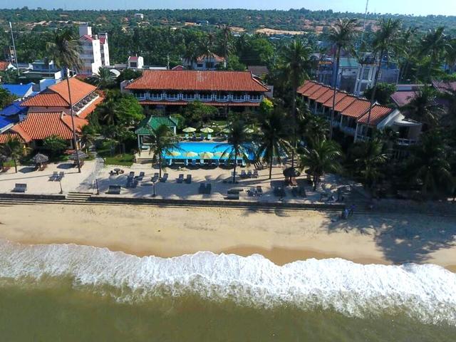 фото отеля Dynasty Mui Ne Beach Resort & Spa изображение №1