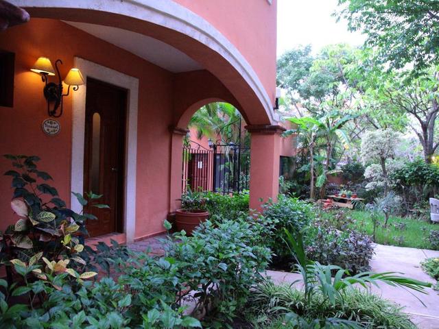 фото Hacienda San Miguel Hotel & Suites изображение №2