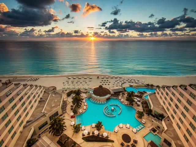 фото отеля Melody Maker Cancun (ex. Melia Me Cancun) изображение №1