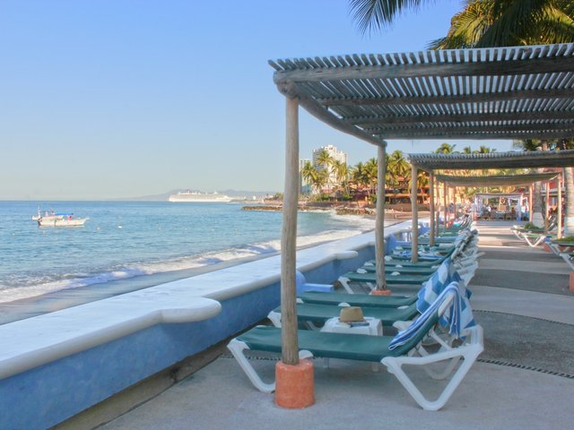 фото отеля Las Palmas by the Sea изображение №5
