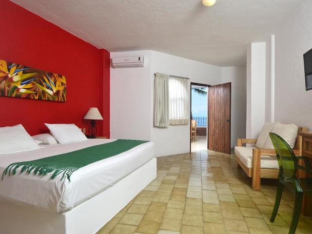 фотографии Emperador Vallarta Beachfront Hotel & Suites изображение №8