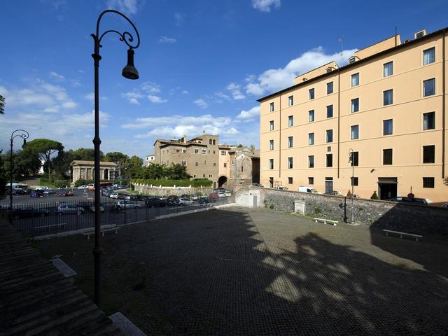 фото отеля Residence Palazzo Al Velabro изображение №1