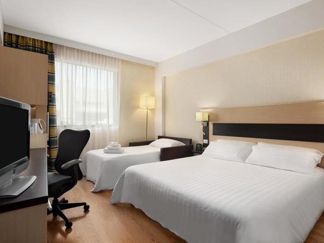 фотографии отеля Hilton Garden Inn Rome Airport изображение №3