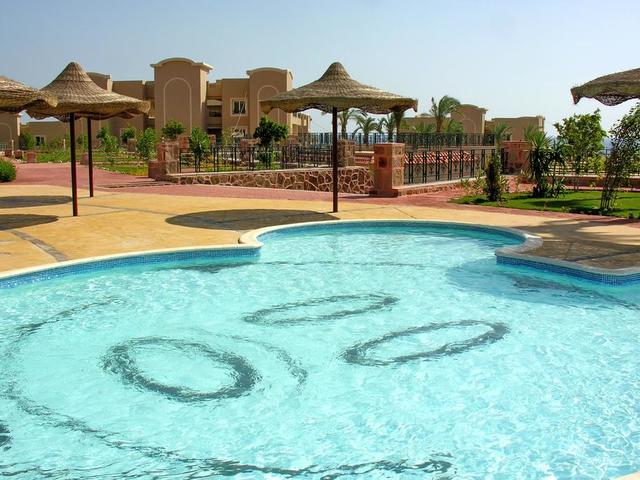 фото Pyramisa Sunset Pearl Apartments (ех. Dessole Sunset Sahl Hasheesh Resort) изображение №30