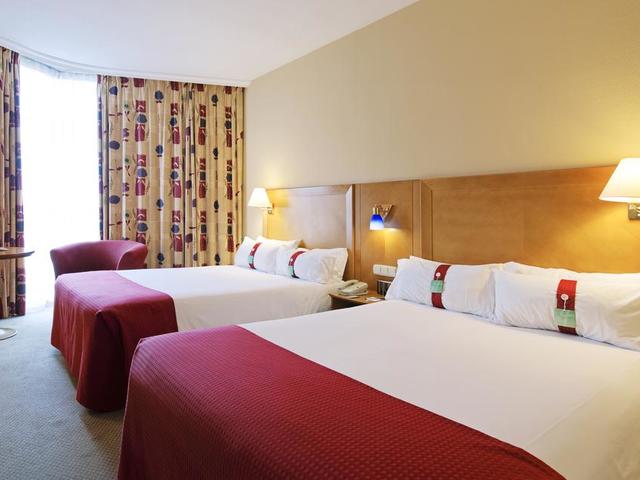 фото отеля Holiday Inn Madrid Bernabeu изображение №17