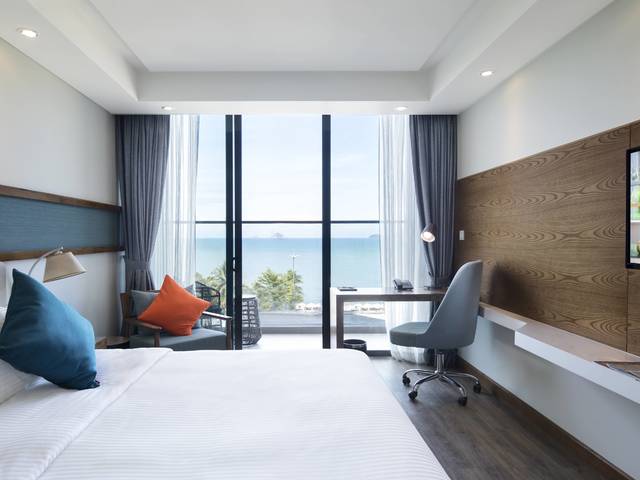 фотографии отеля Citadines Bayfront Nha Trang изображение №7