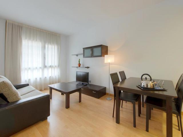 фотографии Tryp Madrid Airport Suites изображение №12