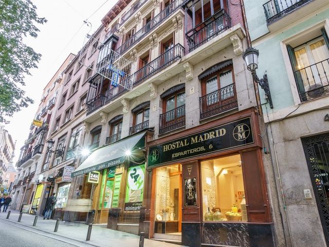 фото отеля Hostal Madrid изображение №5