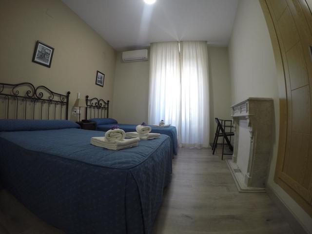 фото отеля Hostal El Pilar изображение №33