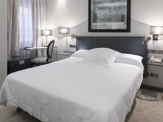 фото отеля Hotel Santo Domingo (ex. Mercure Madrid Santo Domingo; Best Western Premier Santo Domingo) изображение №33