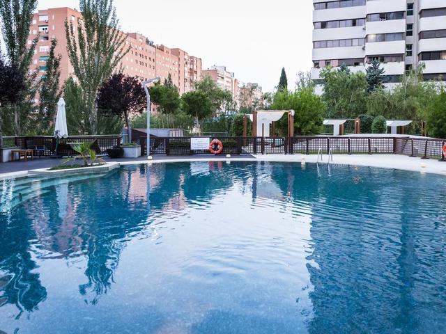 фото Eurostars Suites Mirasierra (ex. Sheraton Madrid Mirasierra Hotel & Spa) изображение №2