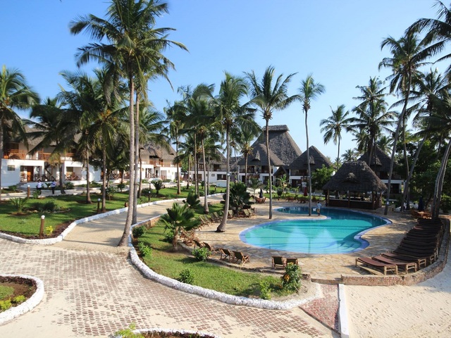 фото отеля Paradise Beach Resort изображение №1