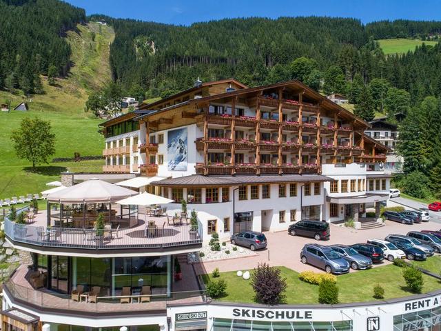 фотографии отеля AlpineResort Zell am See (ex. Schwebebahn) изображение №11