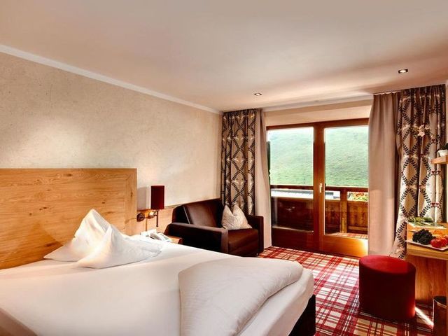 фотографии Hotel Berghof Crystal Spa & Sports изображение №68