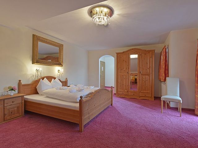 фото отеля Posthotel Mayrhofen (ех.Hotel Garni Postschlossl) изображение №9
